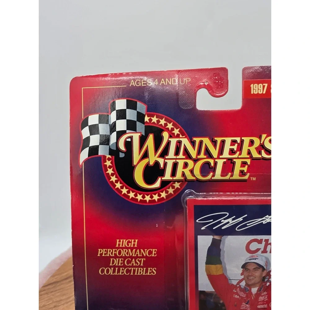 Winner's Circle 1997 Jeff Gordon 24 DuPont 1/64 Diecast Stock Car Nascar